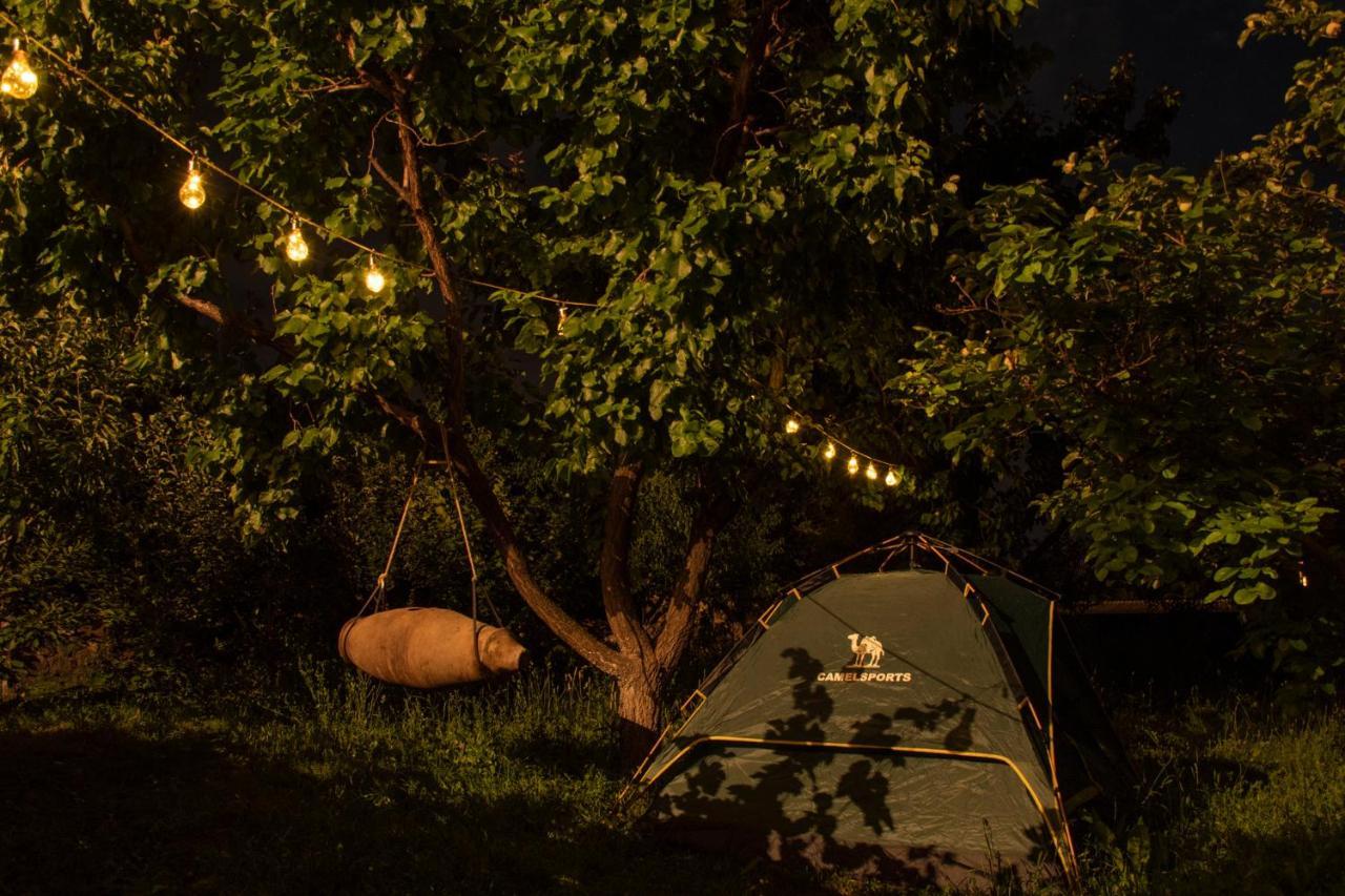Noosh Guesthouse Ashnak エクステリア 写真