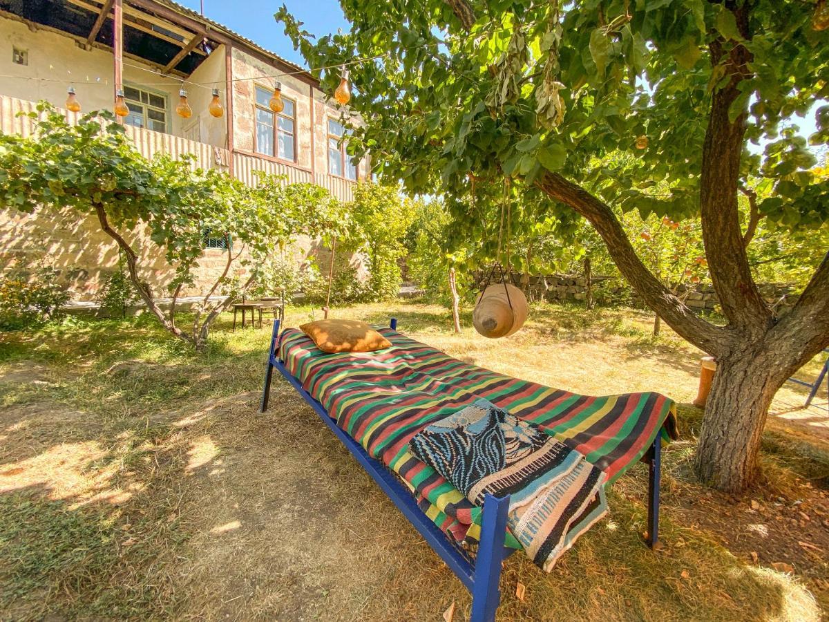 Noosh Guesthouse Ashnak エクステリア 写真