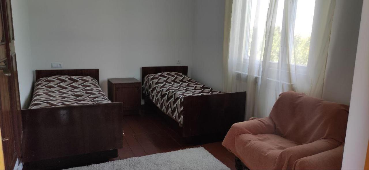 Noosh Guesthouse Ashnak エクステリア 写真